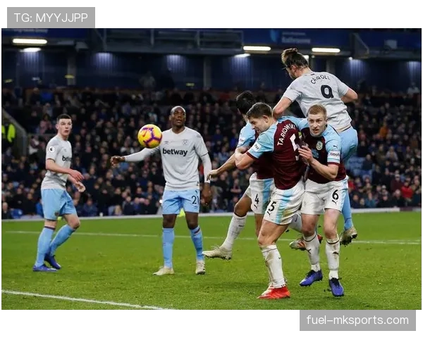 富勒姆战术革新促球队表现提升,迎来发展新阶段 富勒姆战术革新促球队表现提升,迎来发展新阶段