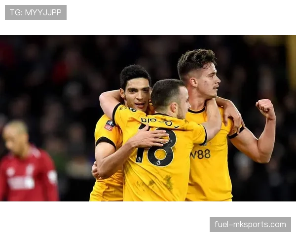 哥伦比亚队高压逼抢战术显成效，状态回暖斩获关键胜利