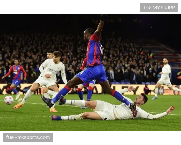 奥利塞与格拉利什:持球推进效率与战术角色差异分析 奥利塞与格拉利什:持球推进效率与战术角色差异分析